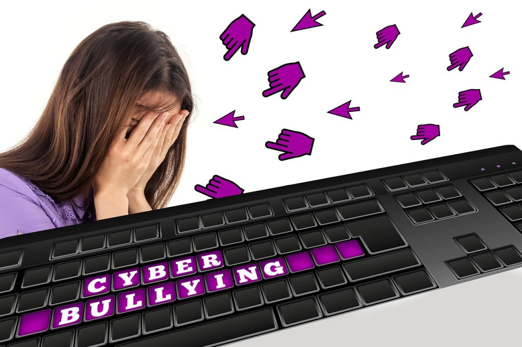 woman, face, bullying-6703535.jpg