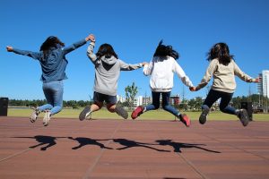 run, jump, girl-1321278.jpg